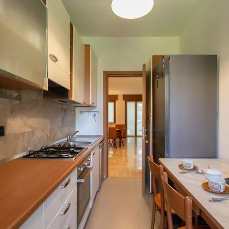 Berna Apartment *